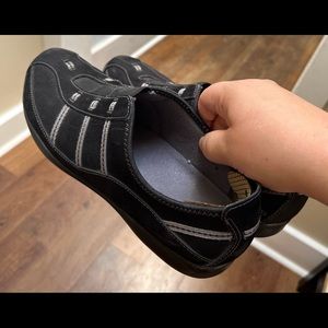 Clarks Women Shoe Size 9